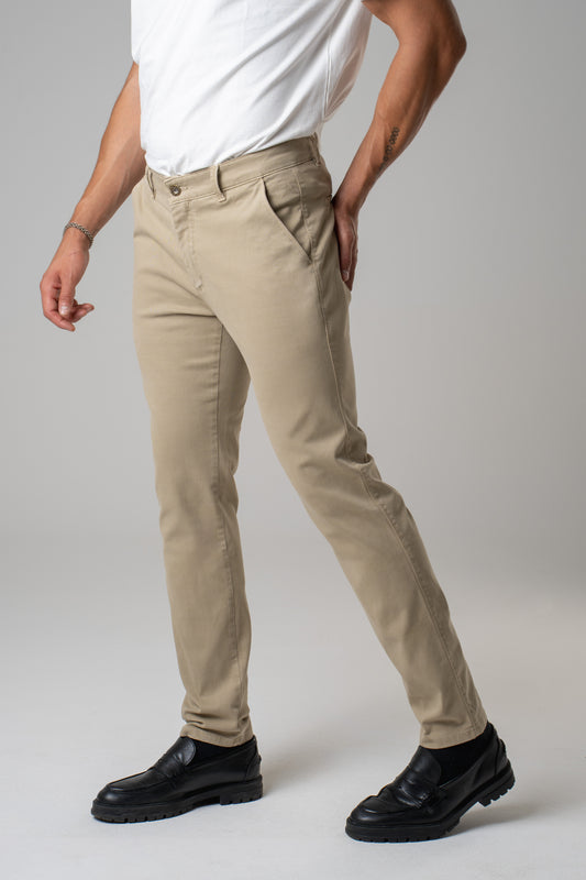 Pantalone chino in gabardina stampa micro