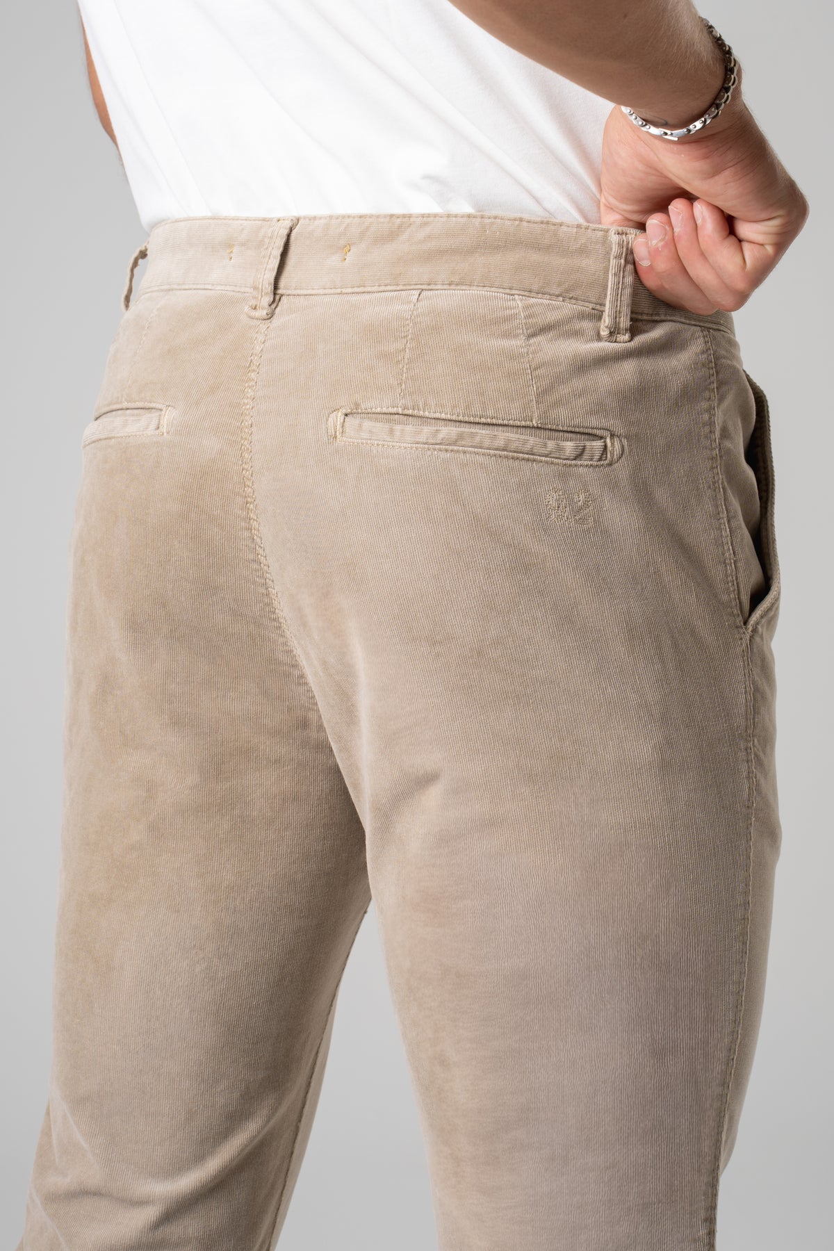 Pantalone chino in velluto a 2000 righe