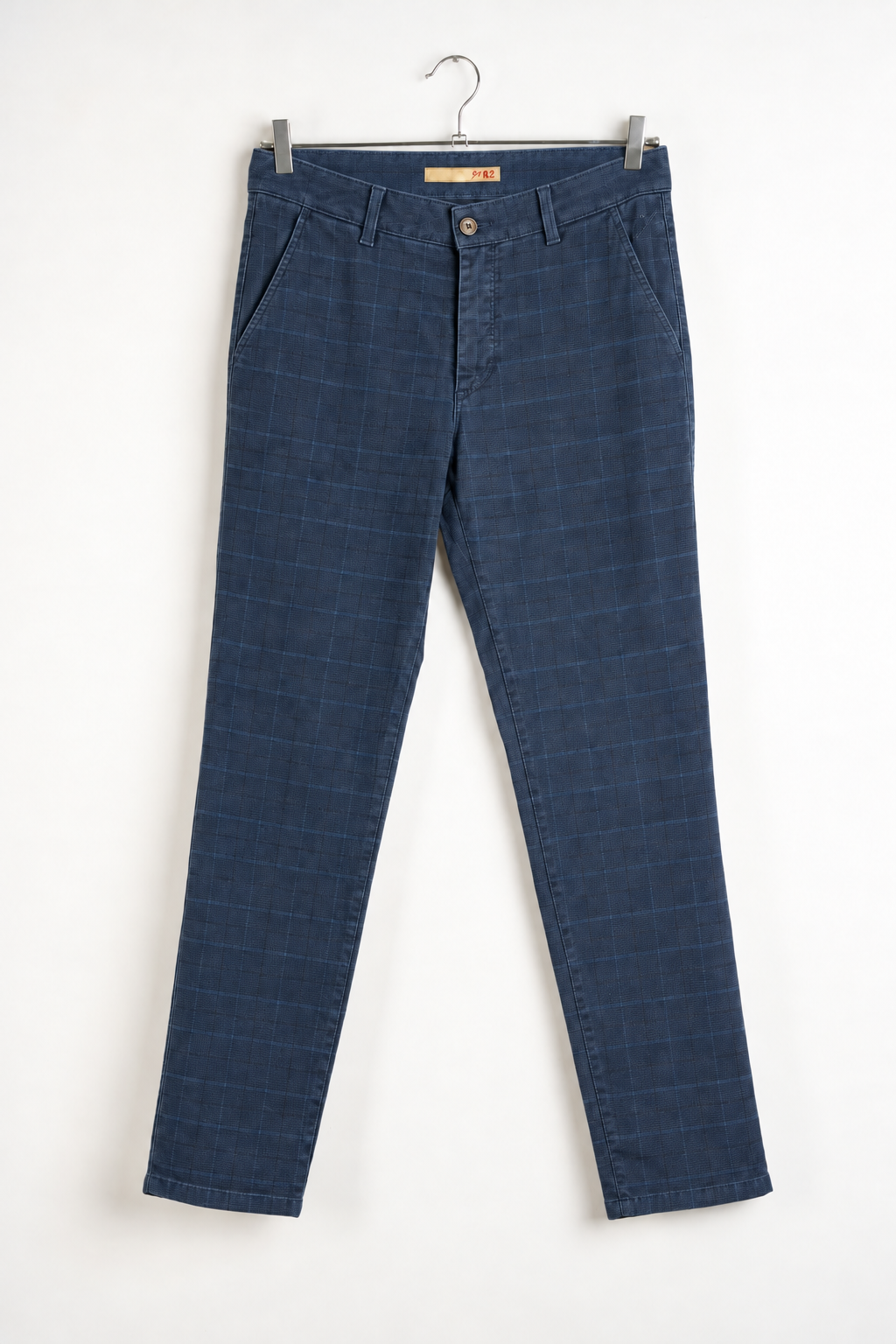 Pantalone chino in gabardina stampa micro indaco