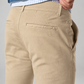 Pantalone chino in gabardina sabbia