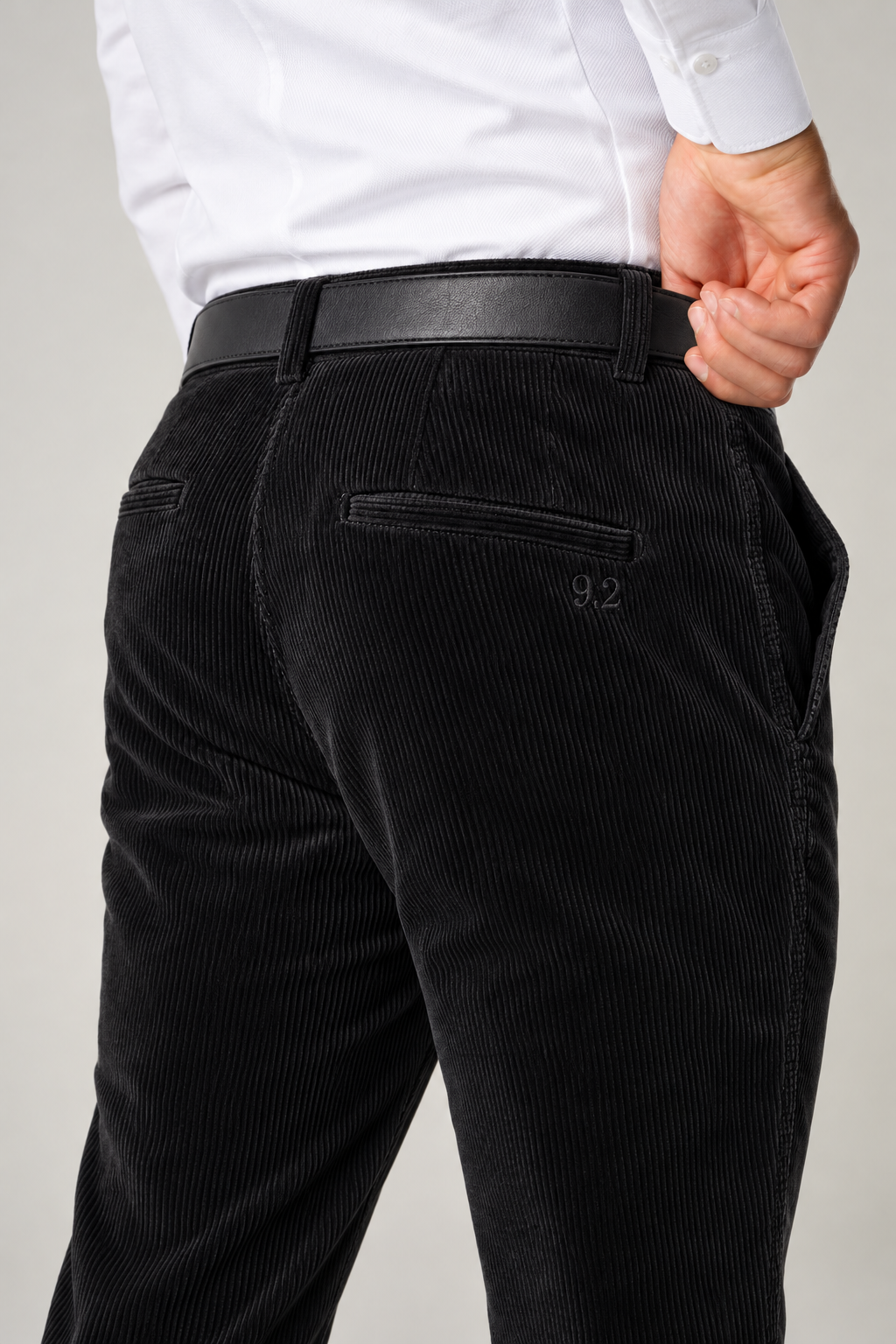 Pantalone chino velluto 1000 righe nero